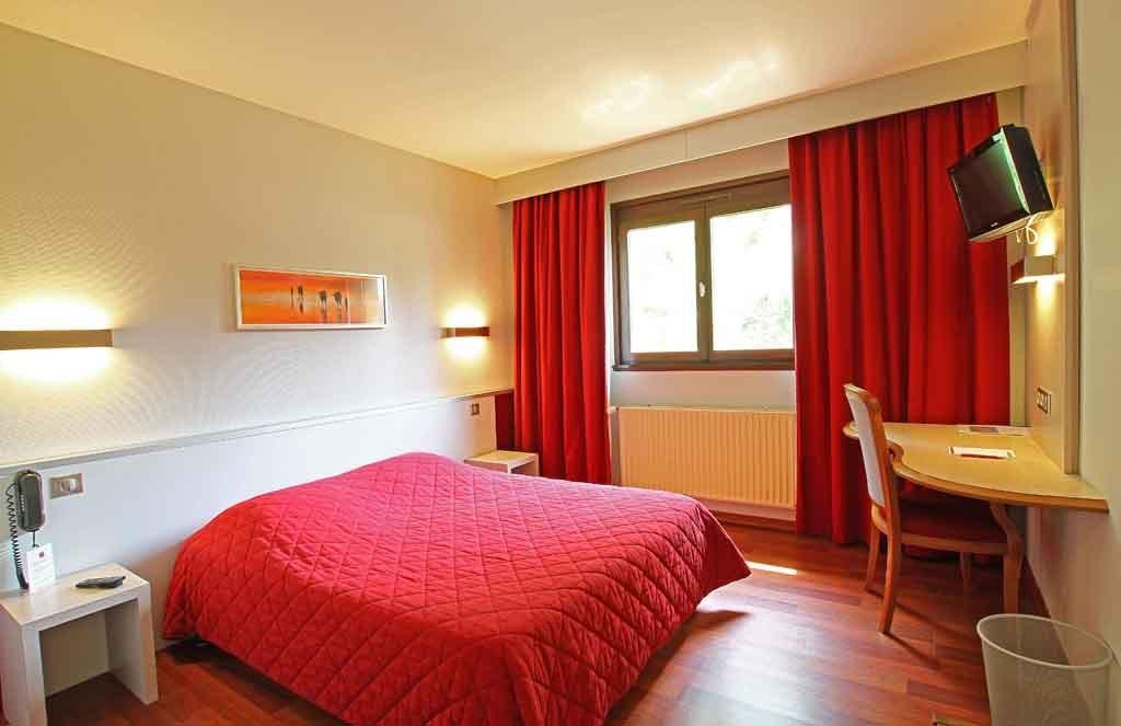 Sud Hotel Huttenheim Екстер'єр фото