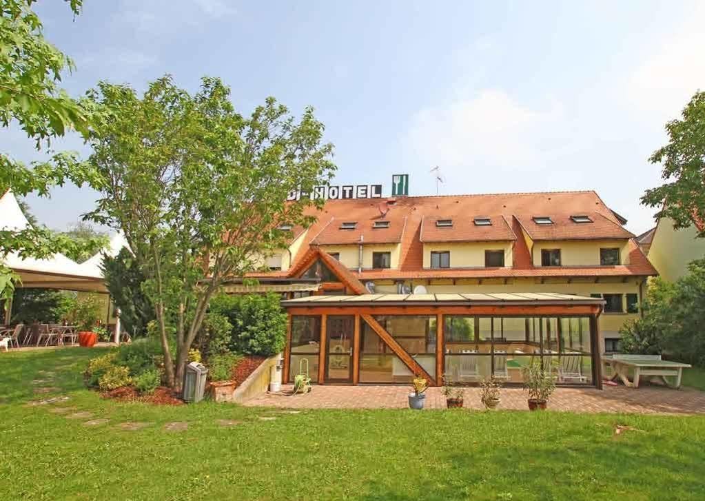 Sud Hotel Huttenheim Екстер'єр фото