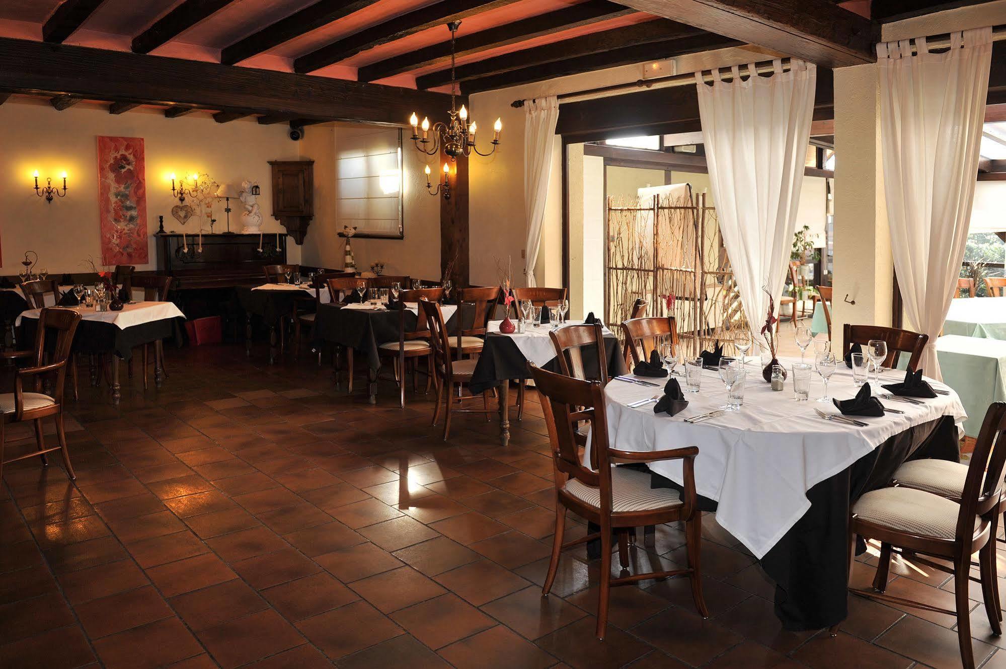 Sud Hotel Huttenheim Екстер'єр фото
